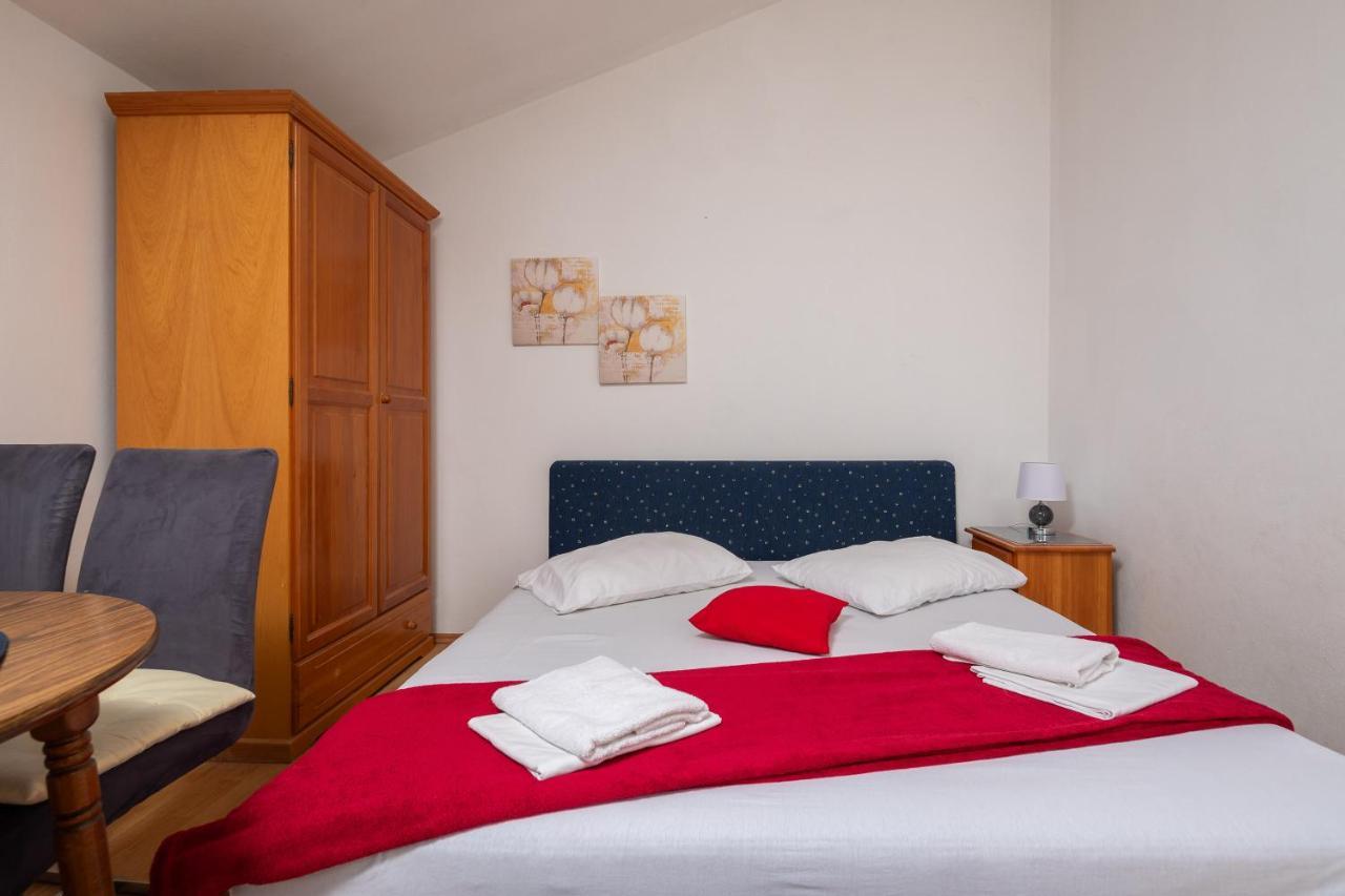 Beach Apartments Borovina Stanici ภายนอก รูปภาพ