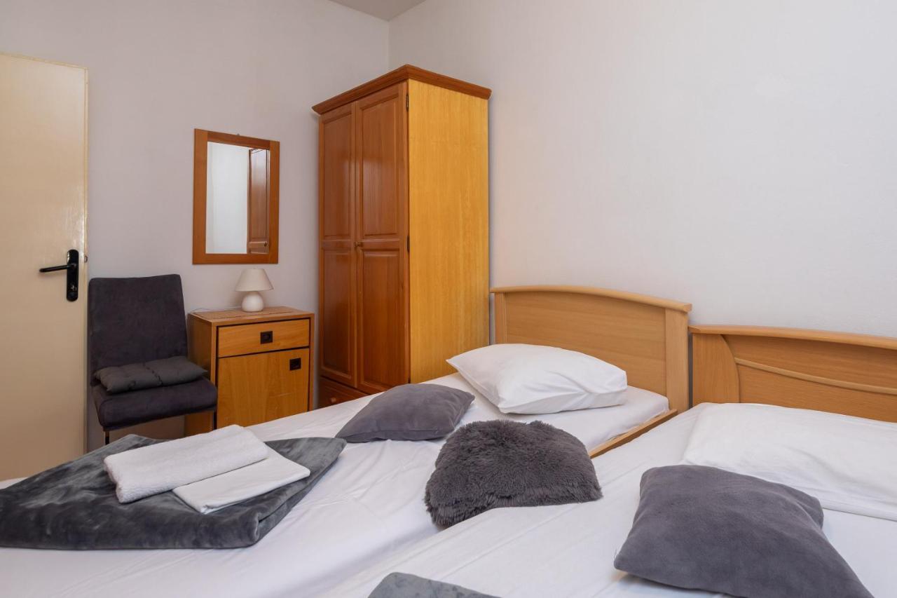 Beach Apartments Borovina Stanici ภายนอก รูปภาพ